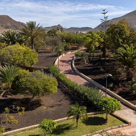 Whala!tenerife 3*