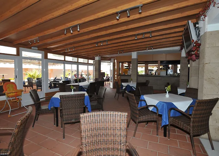 Whala!tenerife 公寓式酒店 3*